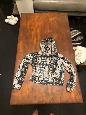 Oyster Pink Girls New Balance Tie Dye Hoodie Size Large 14/16